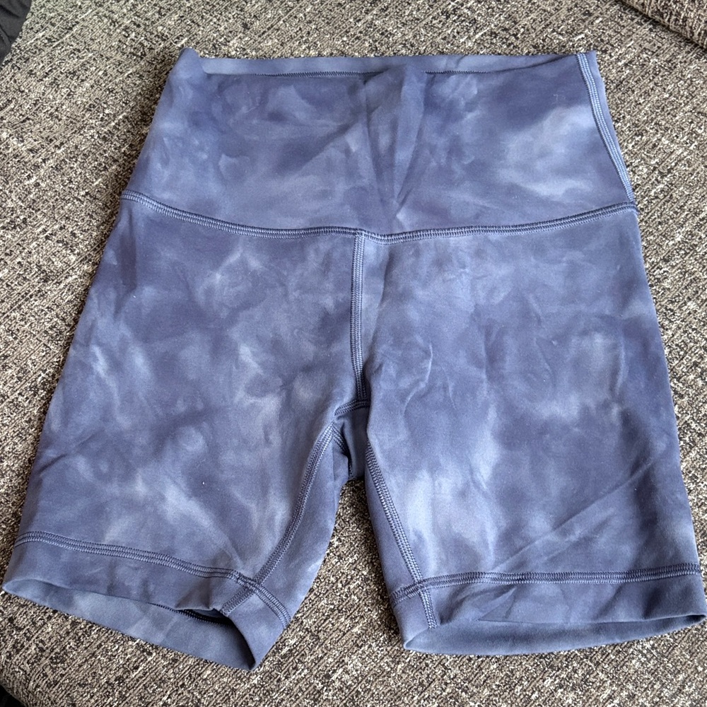 Lululemon Wunder Train High-Rise Short 6" in Diamond Dye Shade Naval Blue Size 4